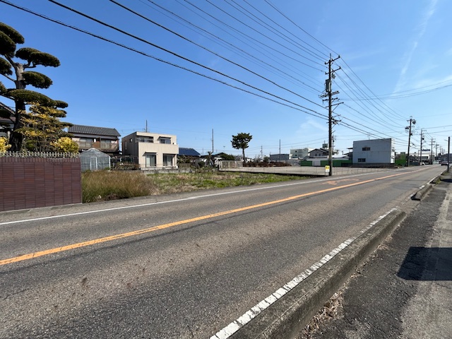 西之保藤塚土地（店舗・駐車場）