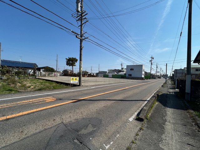 西之保藤塚土地（店舗・駐車場）